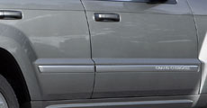 Overland platinum side molding